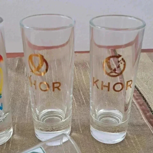 𝅺SHOT GLASSES TALL KHOR AND STOLI - Picture 4 of 4